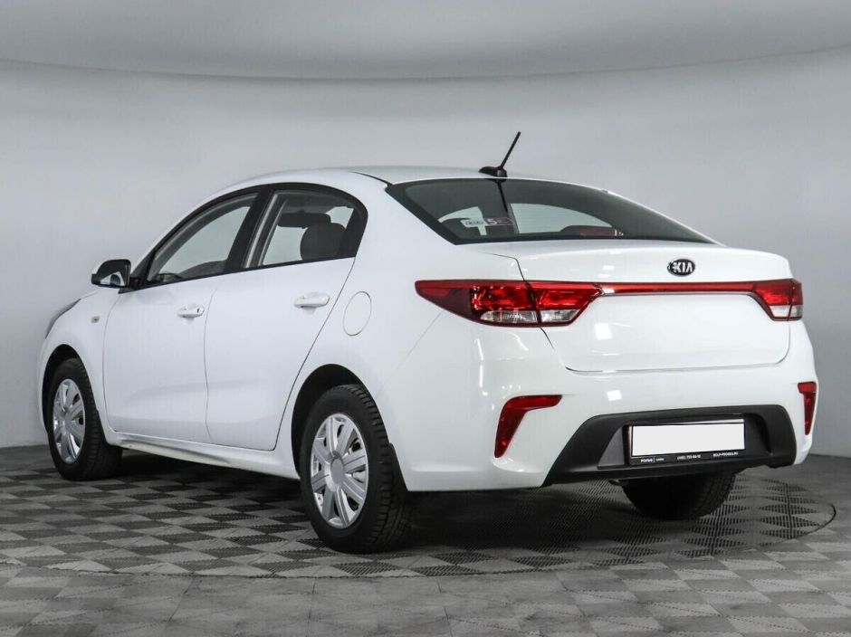Kia Rio 1.6 АКПП, 2018, 73 000 км фото 7