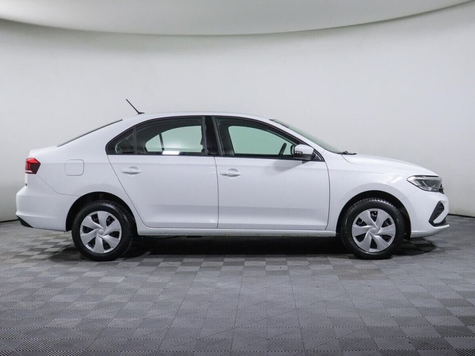 Volkswagen Polo 1.6 МКПП, 2022, 16 000 км фото 4