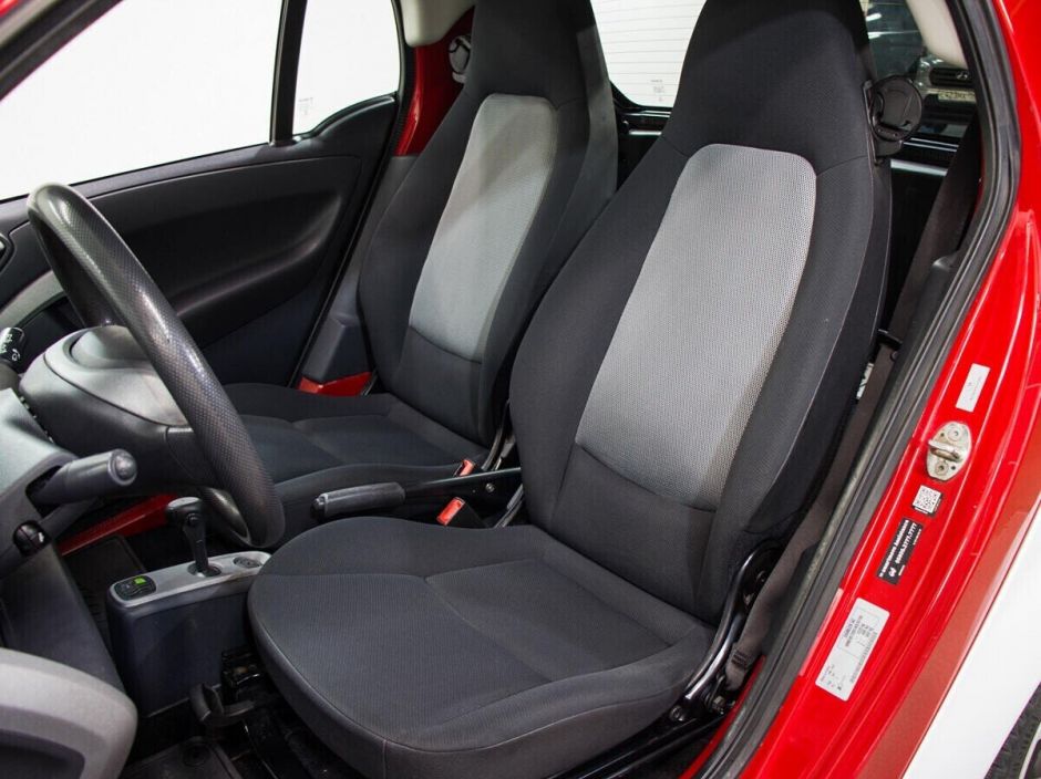 Smart Fortwo 1.0 РКПП, 2015, 105 000 км фото 15