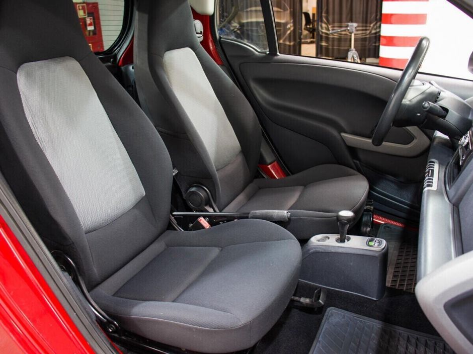 Smart Fortwo 1.0 РКПП, 2015, 105 000 км фото 16