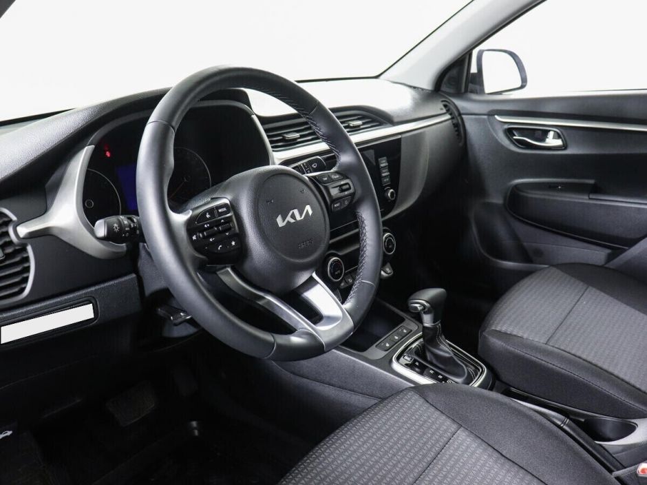Kia Rio 1.6 АКПП, 2021, 30 000 км фото 14
