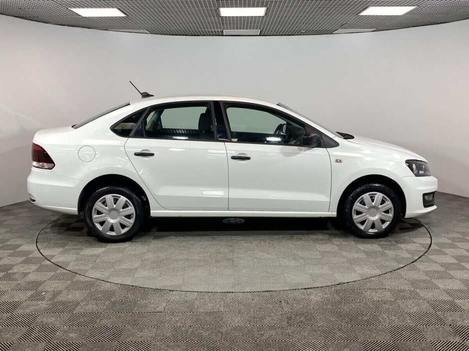 Volkswagen Polo 1.6 АКПП, 2020, 48 000 км фото 4