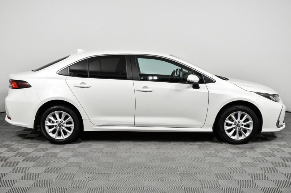 Toyota Corolla 1.6 CVT, 2019, 54 000 км фото 4
