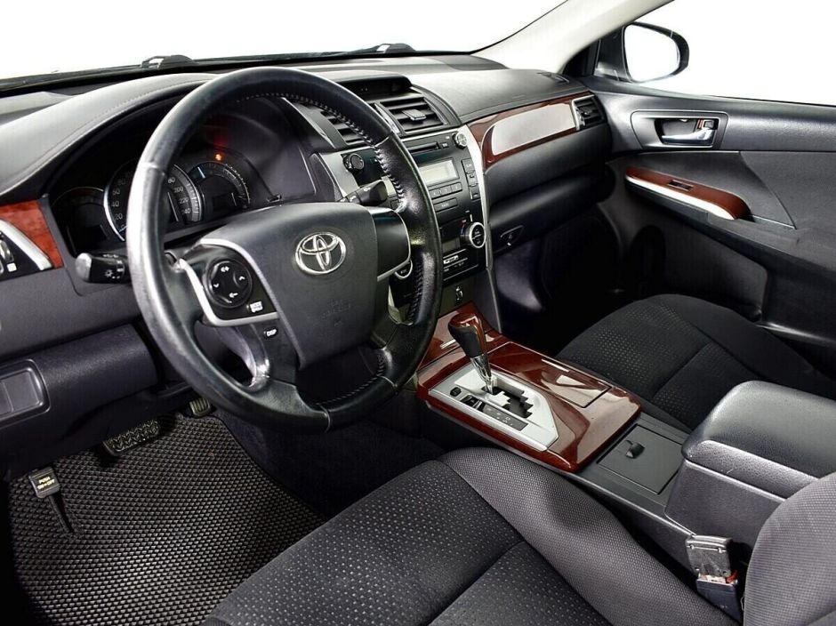 Toyota Camry 2.5 АКПП, 2012, 143 000 км фото 15