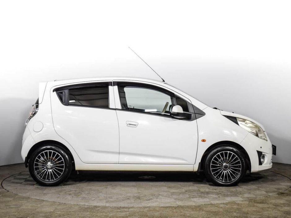 Chevrolet Spark 1.0 АКПП, 2012, 135 000 км фото 4