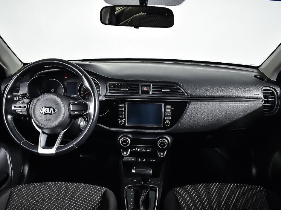 Kia Rio 1.6 АКПП, 2018, 72 000 км фото 13