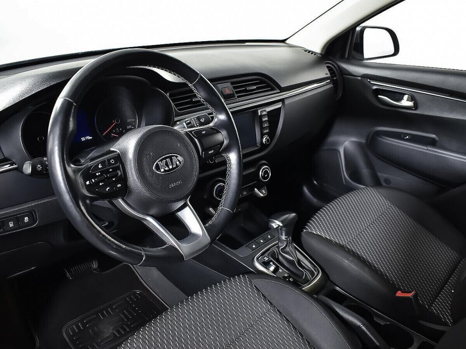 Kia Rio 1.6 АКПП, 2018, 72 000 км фото 15
