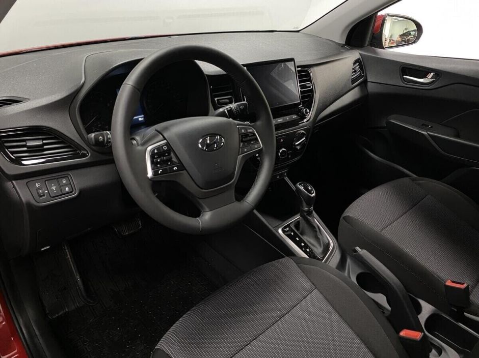 Hyundai Solaris 1.6 АКПП, 2022, 25 000 км фото 9