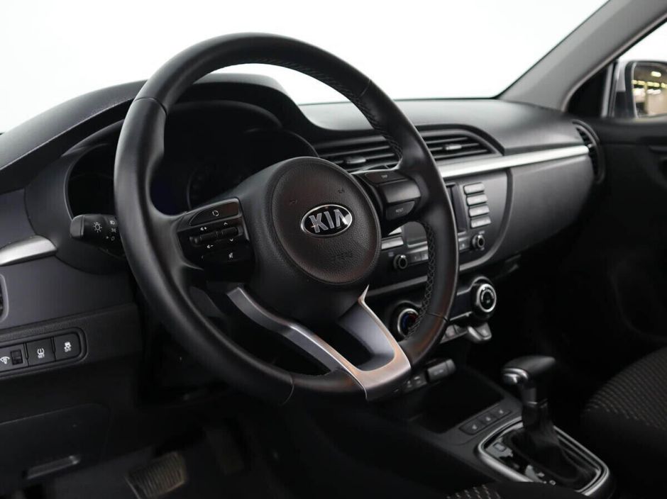 Kia Rio 1.6 АКПП, 2020, 35 000 км фото 13
