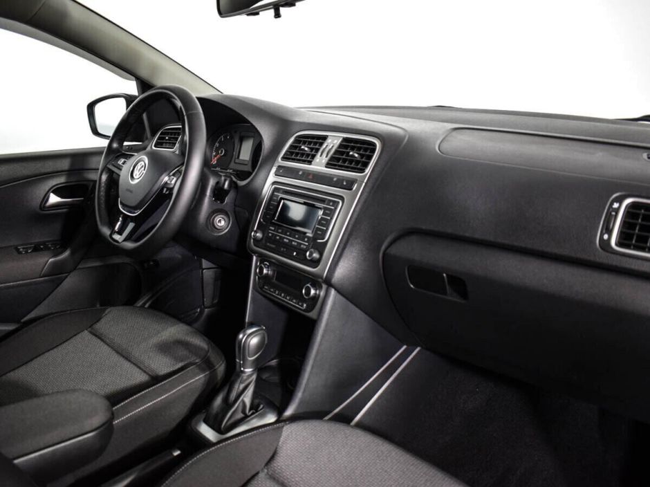 Volkswagen Polo 1.6 АКПП, 2018, 69 000 км фото 9