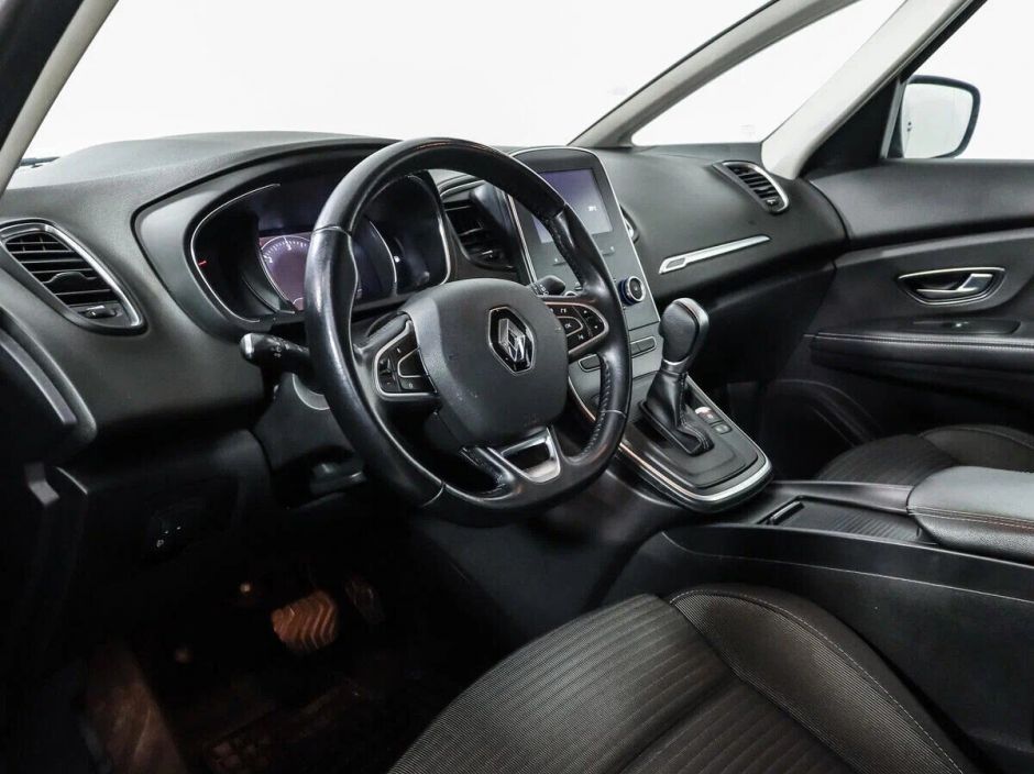 Renault Scenic 1.5 РКПП, 2018, 69 000 км фото 5