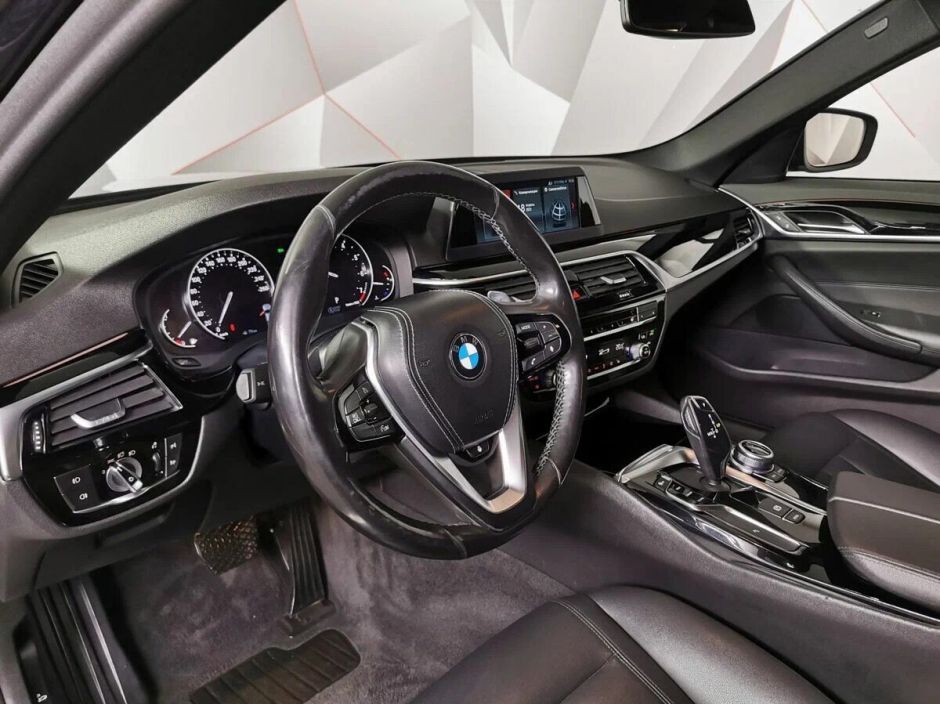 BMW 5 серии 2.0 АКПП, 2019, 62 000 км фото 5