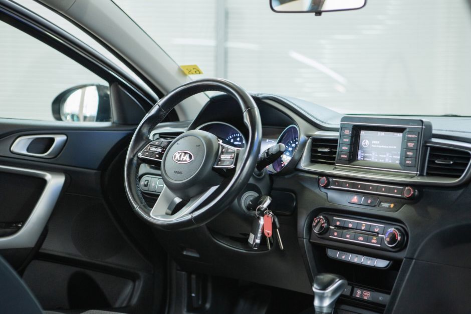 Kia Ceed 1.6 АКПП, 2019, 57 115 км фото 5