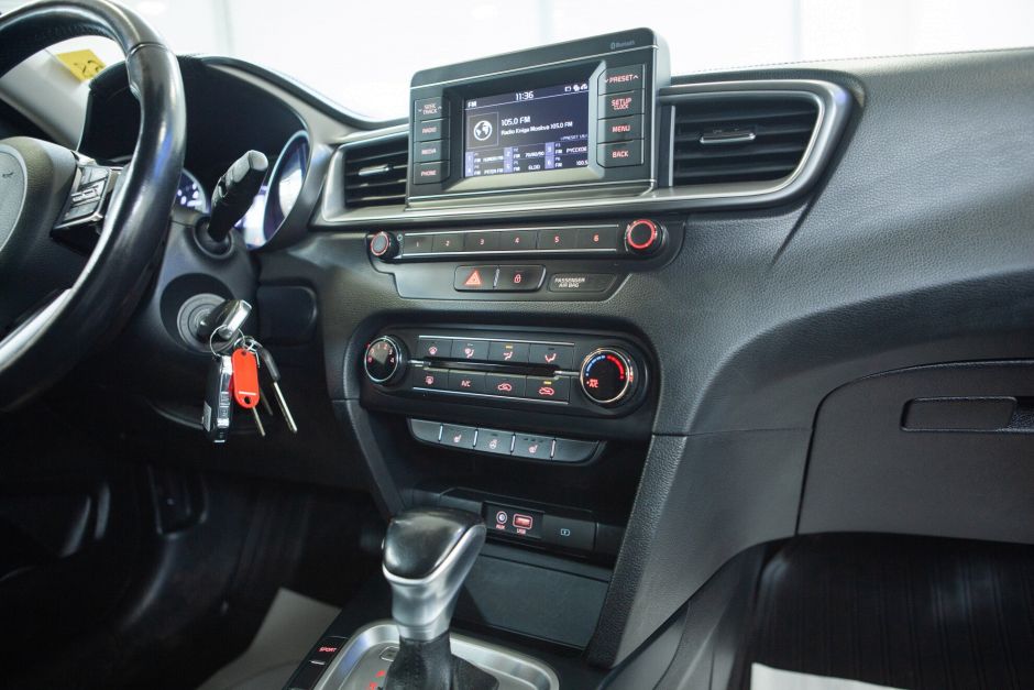 Kia Ceed 1.6 АКПП, 2019, 57 115 км фото 9