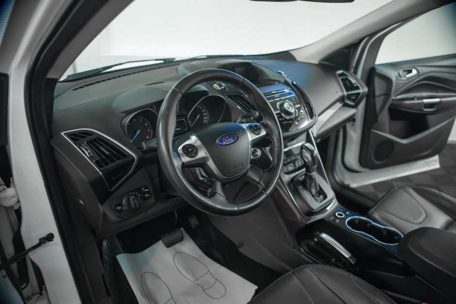 Ford Kuga 1.6 АКПП, 2014, 136 000 км фото 8
