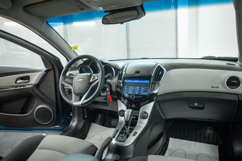 Chevrolet Cruze 1.8 АКПП, 2013, 130 259 км фото 5