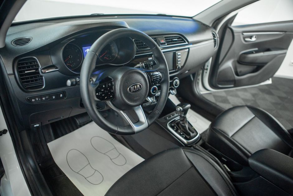 Kia Rio 1.6 АКПП, 2019, 67 258 км фото 8
