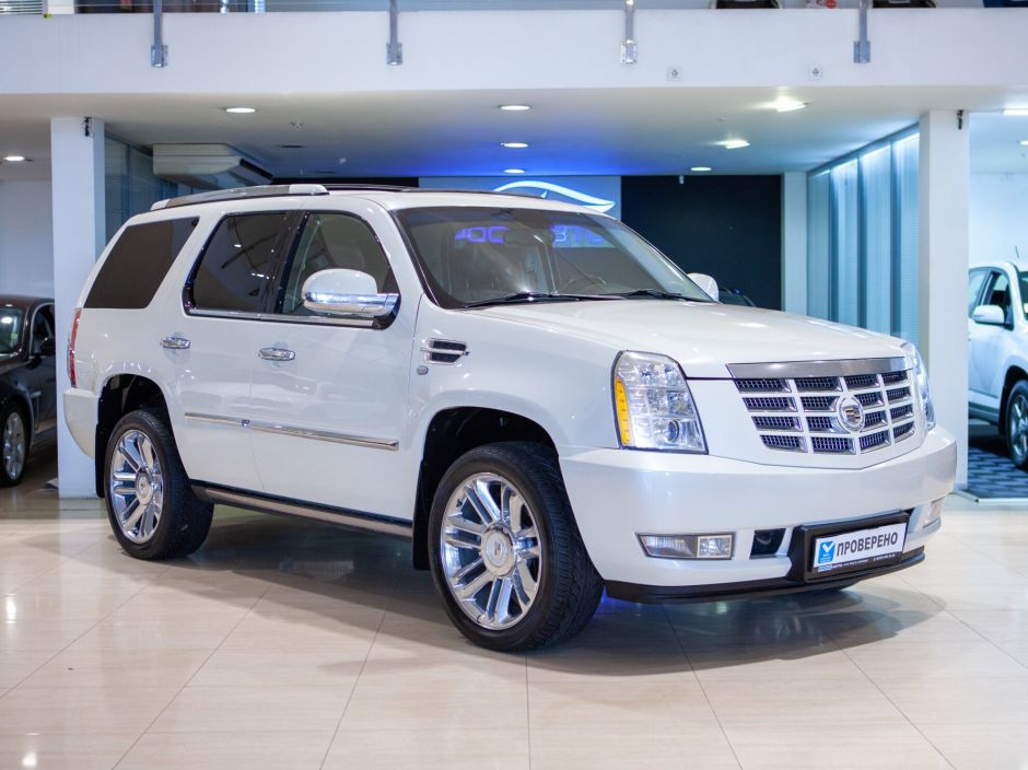 Cadillac Escalade 6.2 АКПП, 2011, 159 252 км фото 3
