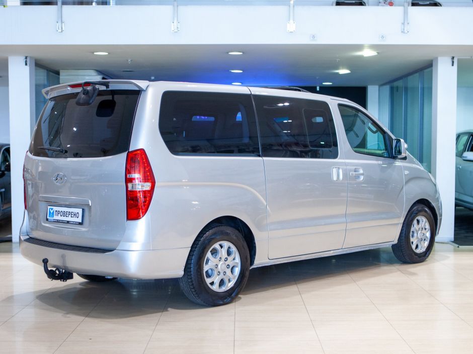 Hyundai Grand Starex 2.5 МКПП, 2009, 189 000 км фото 2