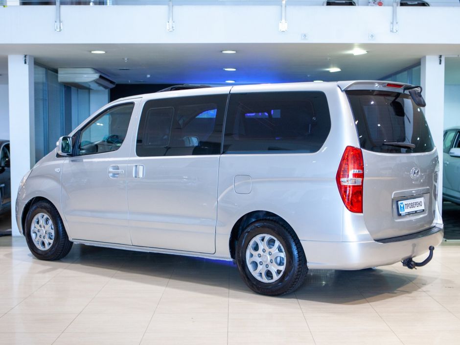 Hyundai Grand Starex 2.5 МКПП, 2009, 189 000 км фото 4