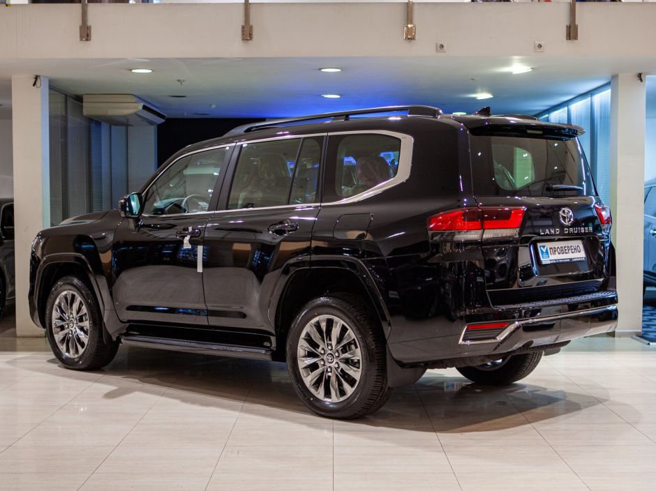 Toyota Land Cruiser 3.4 АКПП, 2023, 10 км фото 4