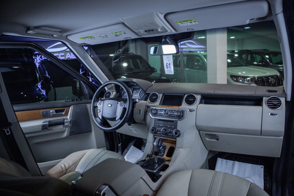 Land Rover Discovery 3.0 АКПП, 2012, 161 296 км фото 5