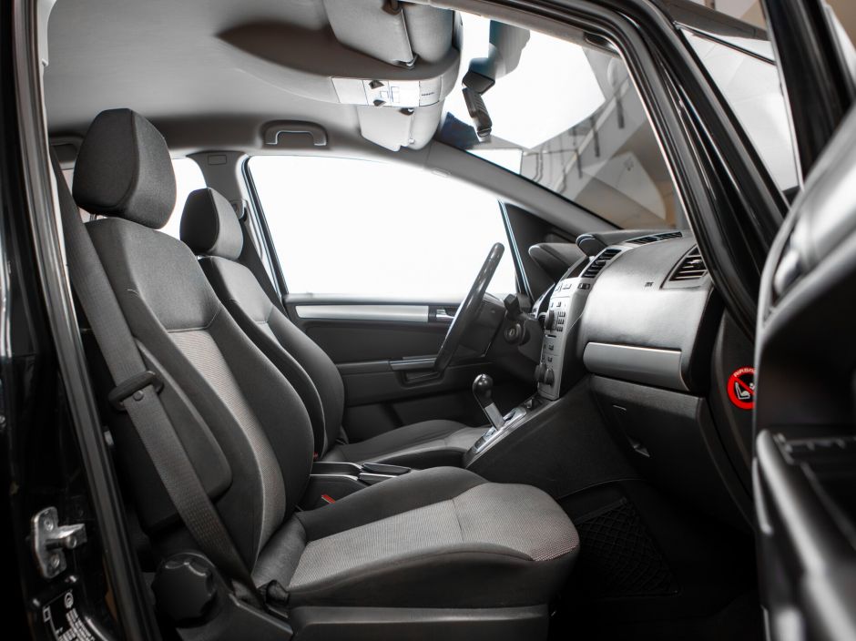 Opel Zafira РКПП, 2012, 141 000 км фото 12
