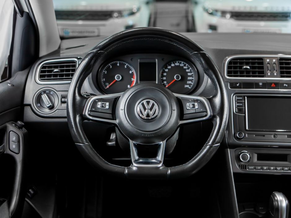 Volkswagen Polo АКПП, 2019, 86 878 км фото 8