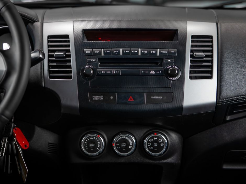 Mitsubishi Outlander CVT, 2011, 167 941 км фото 9