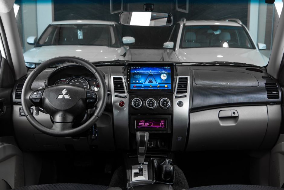 Mitsubishi Pajero Sport АКПП, 2015, 168 408 км фото 8
