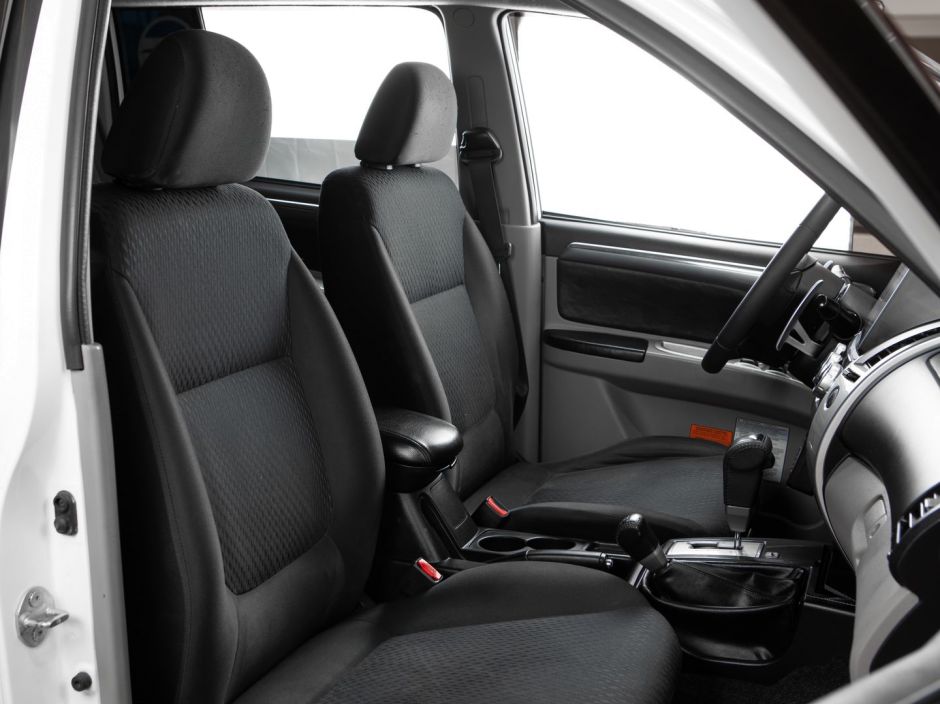 Mitsubishi Pajero Sport АКПП, 2015, 168 408 км фото 13