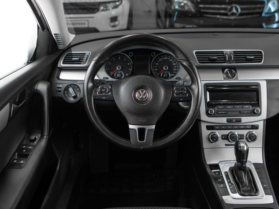 Volkswagen Passat РКПП, 2013, 140 854 км фото 6