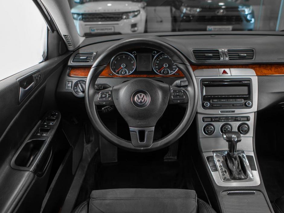 Volkswagen Passat РКПП, 2009, 127 341 км фото 7