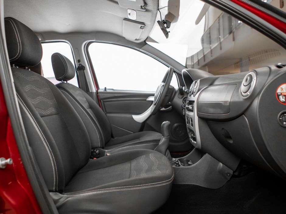Renault Sandero Stepway МКПП, 2014, 138 361 км фото 6