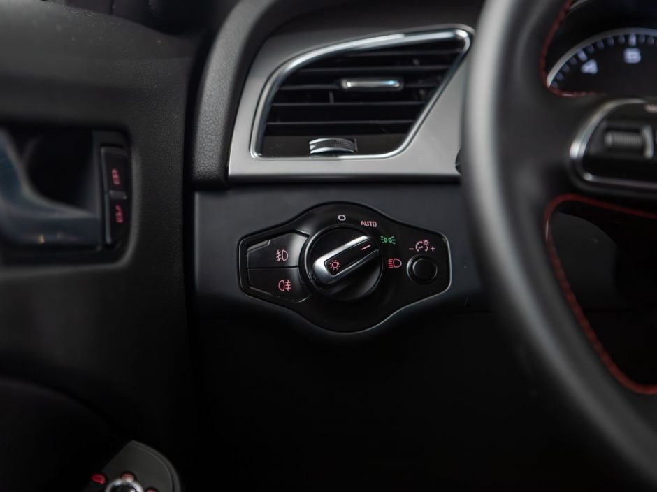 Audi A4 CVT, 2012, 134 284 км фото 7