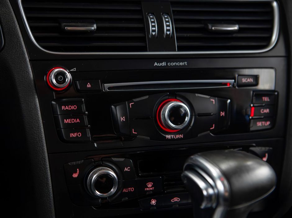 Audi A4 CVT, 2012, 134 284 км фото 11