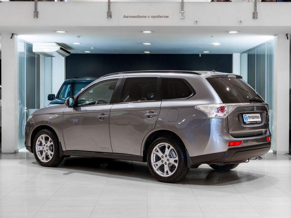 Mitsubishi Outlander CVT, 2012, 109 899 км фото 4