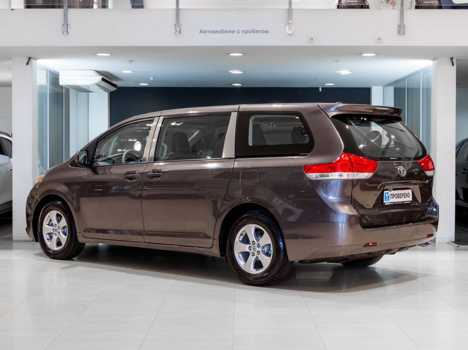 Toyota Sienna АКПП, 2012, 155 292 км фото 4