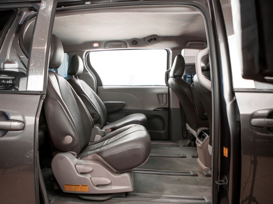 Toyota Sienna АКПП, 2012, 155 292 км фото 6