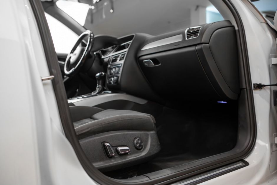 Audi A4 CVT, 2012, 147 608 км фото 12