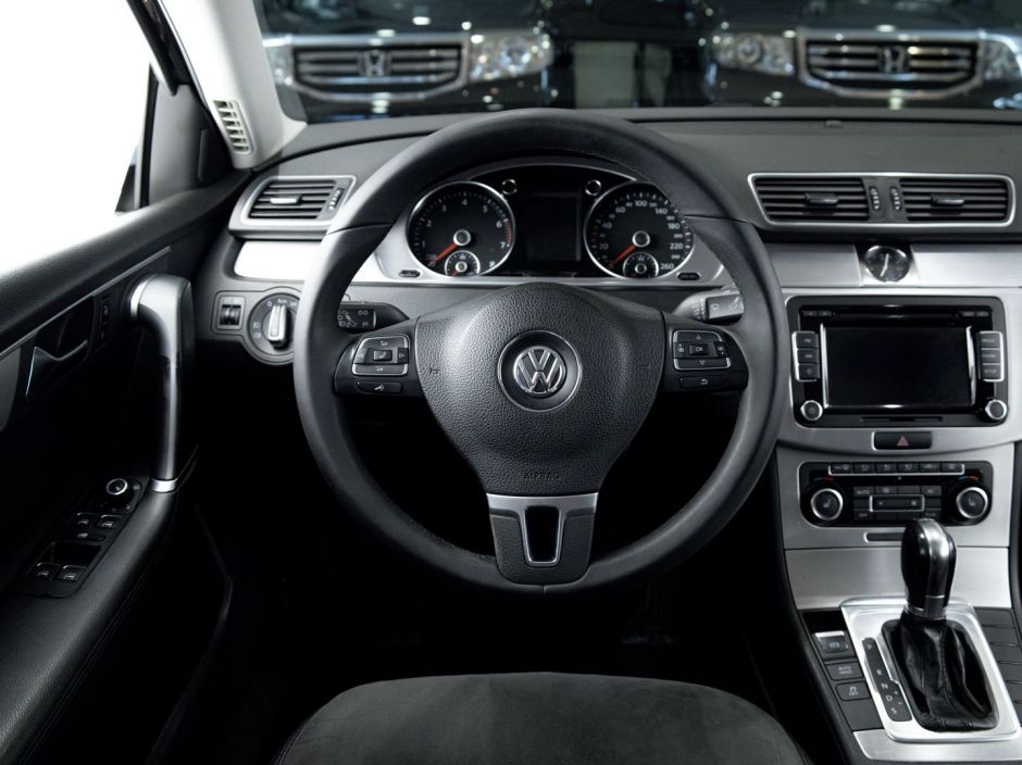 Volkswagen Passat РКПП, 2011, 154 278 км фото 13