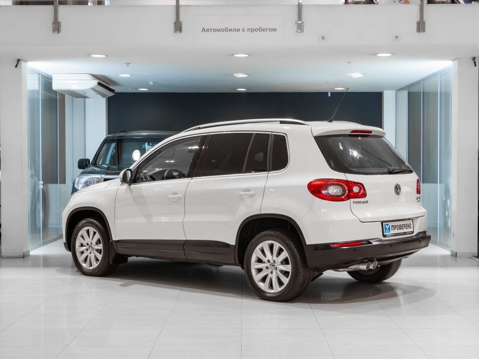 Volkswagen Tiguan АКПП, 2010, 155 234 км фото 4