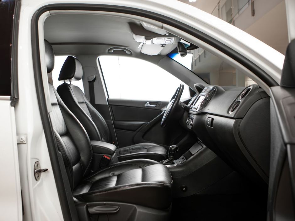 Volkswagen Tiguan АКПП, 2010, 155 234 км фото 11