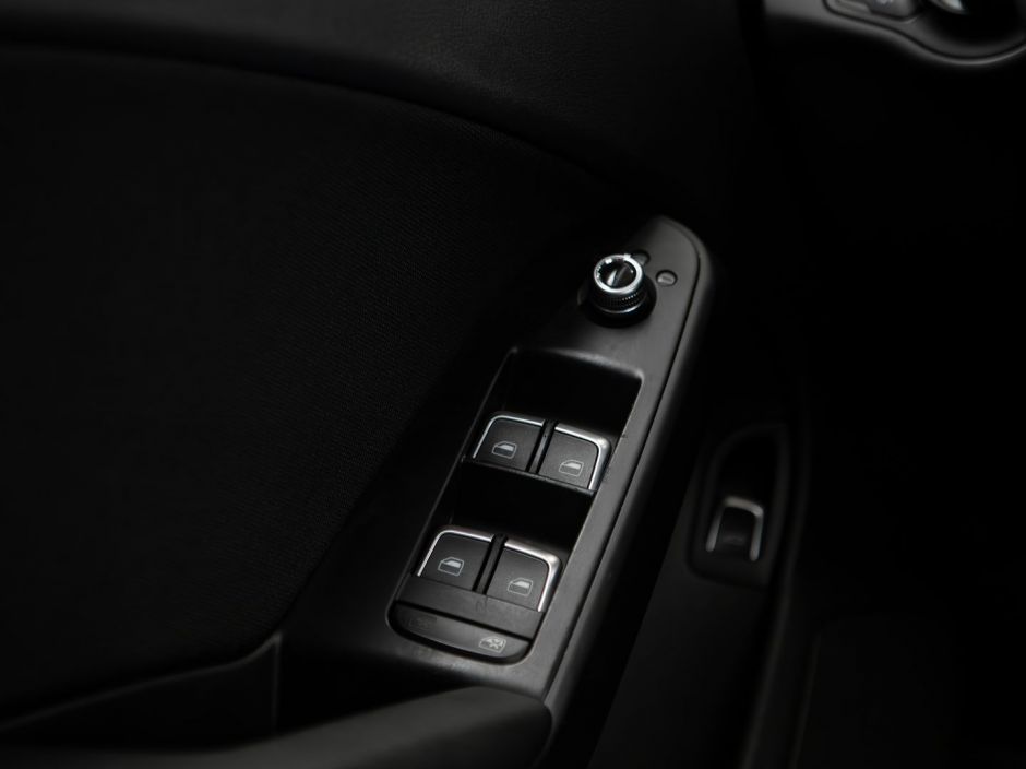 Audi A4 CVT, 2012, 136 251 км фото 6