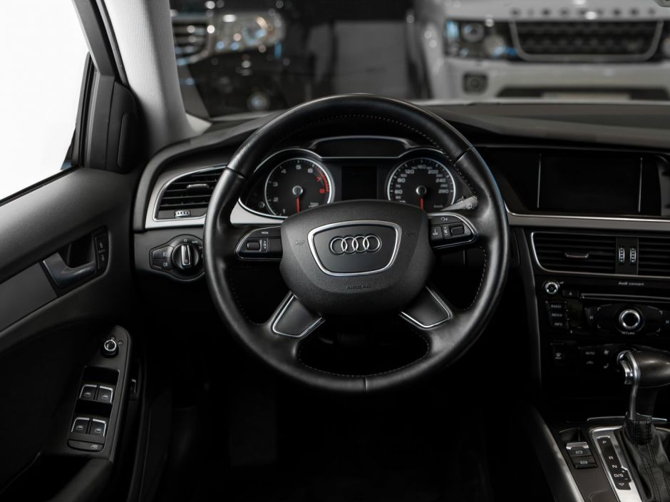 Audi A4 CVT, 2012, 136 251 км фото 7