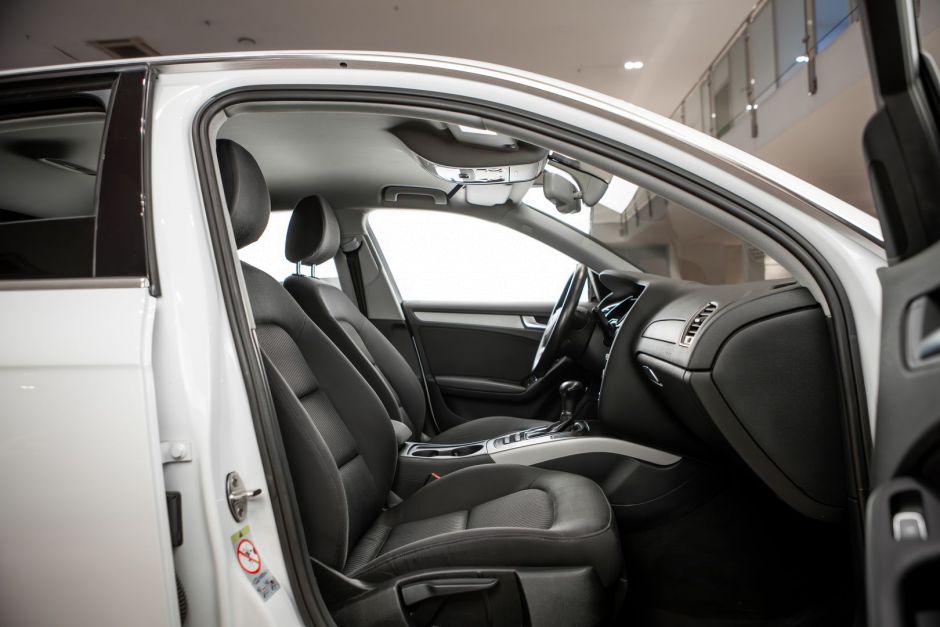 Audi A4 CVT, 2012, 136 251 км фото 11