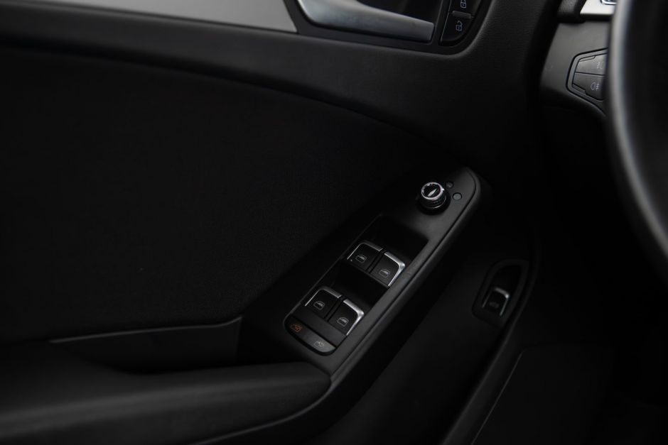 Audi A4 CVT, 2014, 148 253 км фото 12