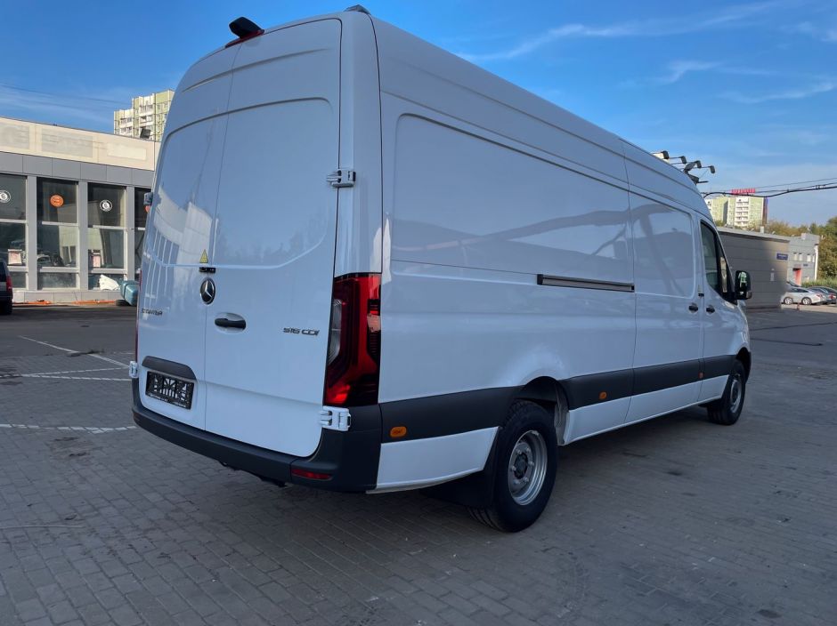 Mercedes-Benz Sprinter АКПП, 2023, 100 км фото 2